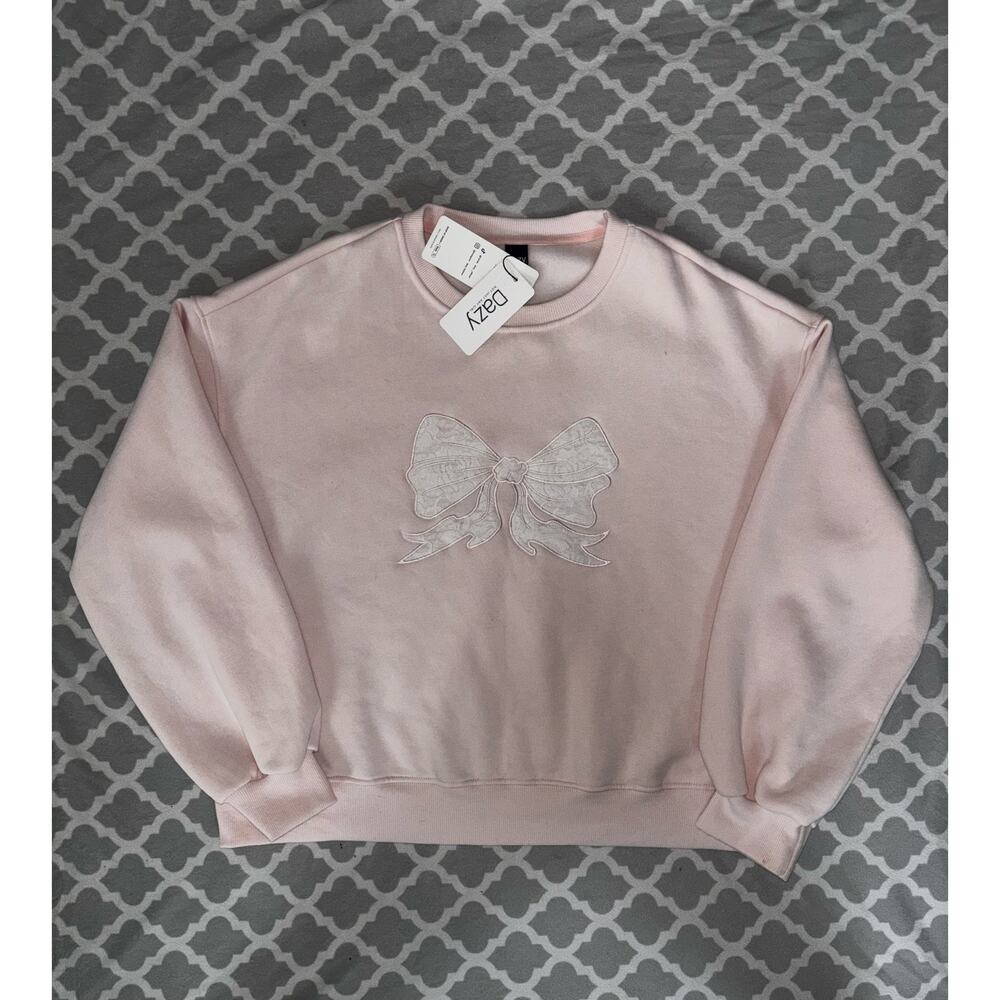 Bow Crewneck